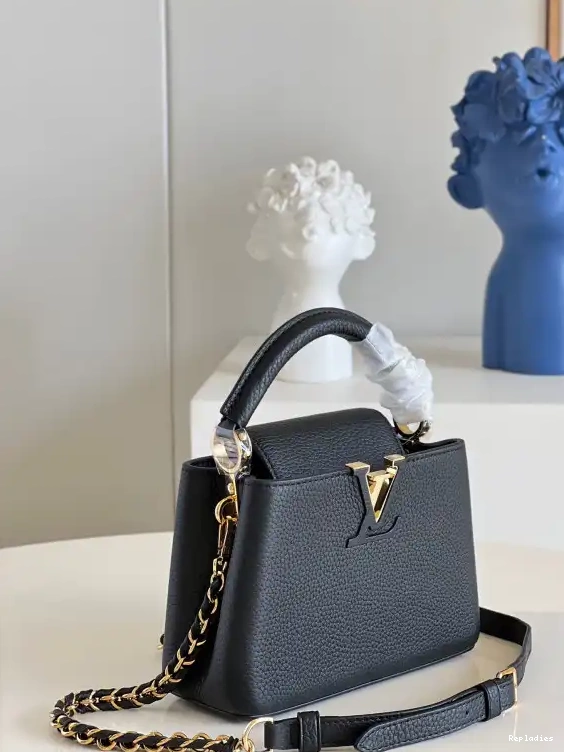 Repladies VUITTON LOUIS CAPUCINES MINI 0605